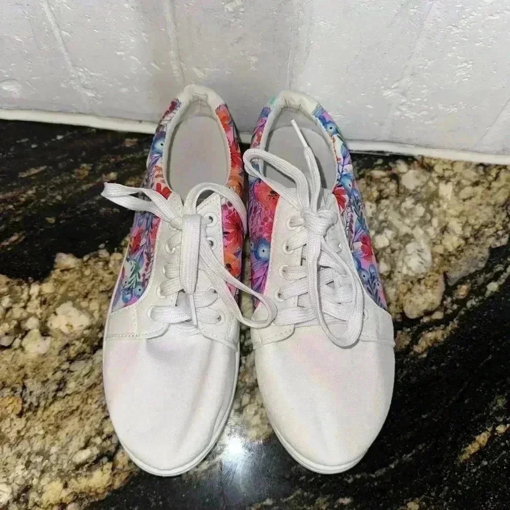 Women's Unbranded Sneakers White Pink Floral Size 6 - Picture 8 of 11